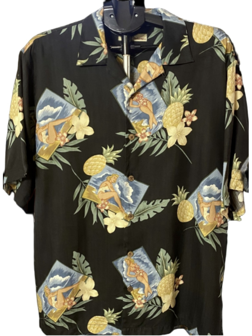 Tommy Bahama Mens M Silk Hawaiian Shirt Black Pinup Girl Pineapple Campshirt